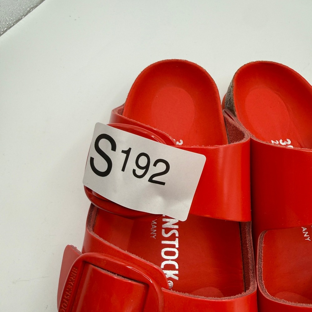 Birkenstock Arizona Big Buckle Sandals Womens 35 High Shine Tomato Red Slides - Picture 9 of 9